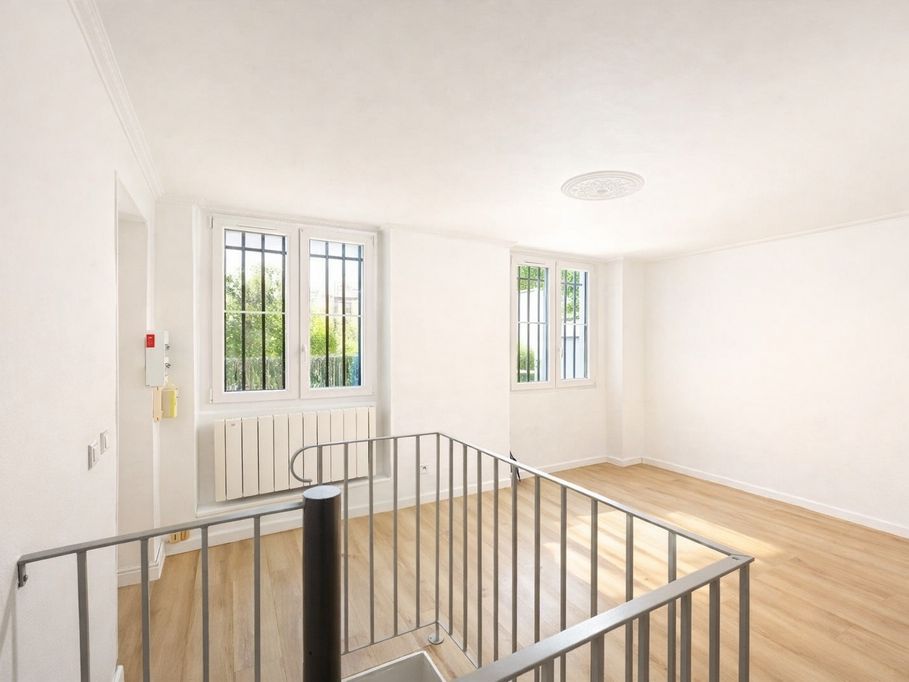 Location bureaux 75 m² non divisibles