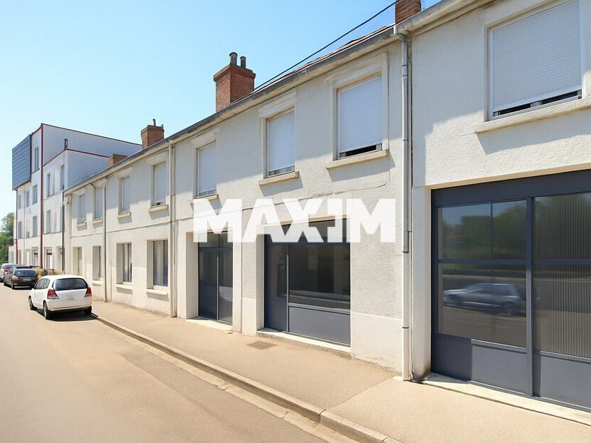 Vente local commercial 446.43 m² non divisibles