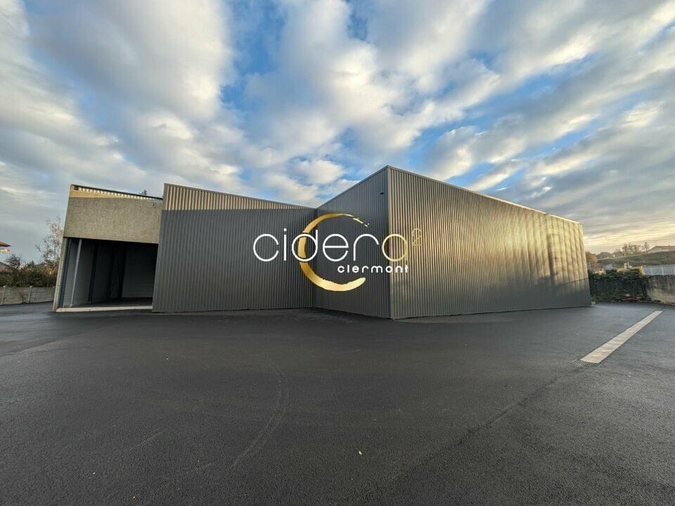 Location local d''activites 935 m² divisibles à partir de 301 m²