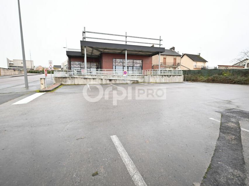 LOCAL COMMERCIAL A LOUER - 350 m² - TORCY