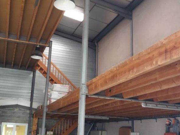 Vente local commercial 300 m² à Bordeaux