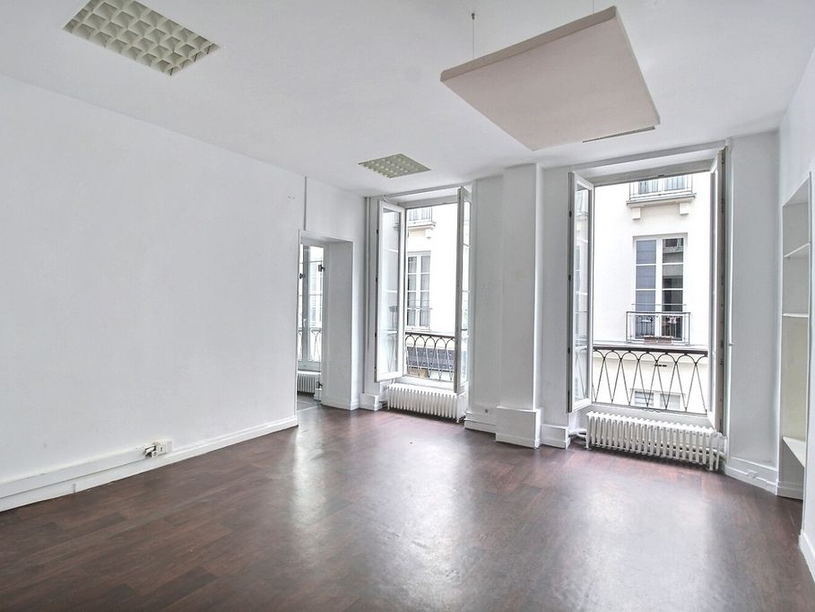 Location bureaux 70 m² non divisibles