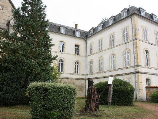 Vente entrepôts 3410 m² non divisibles