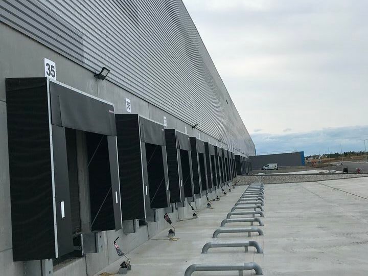 Location entrepot 25209.53 m² divisibles à partir de 12394.64 m²