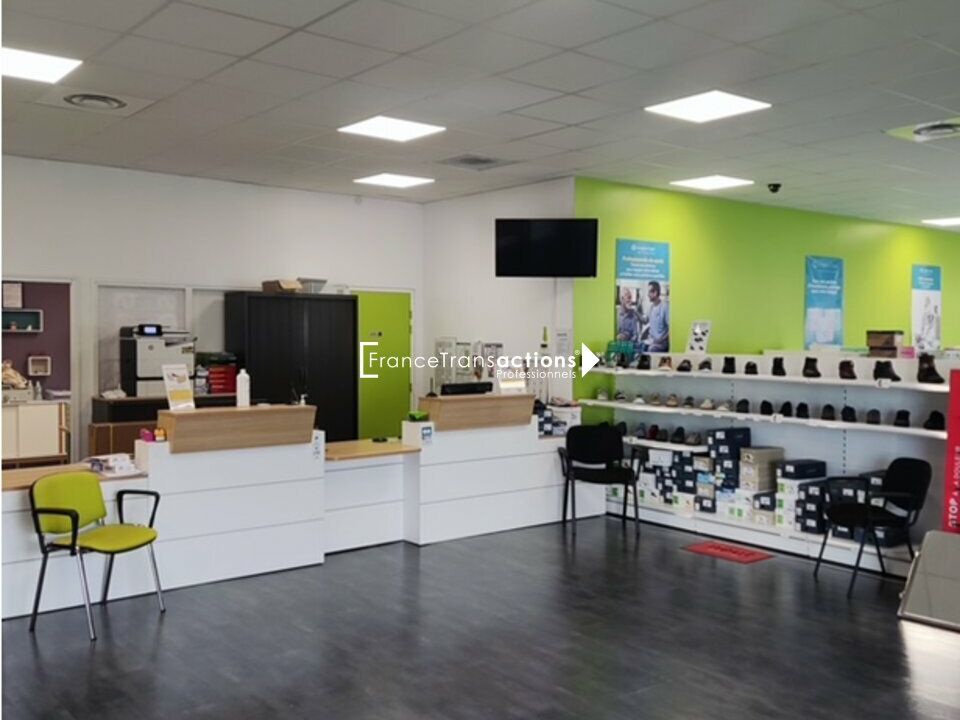 A LOUER LOCAL COMMERCIAL 250 m² MURET