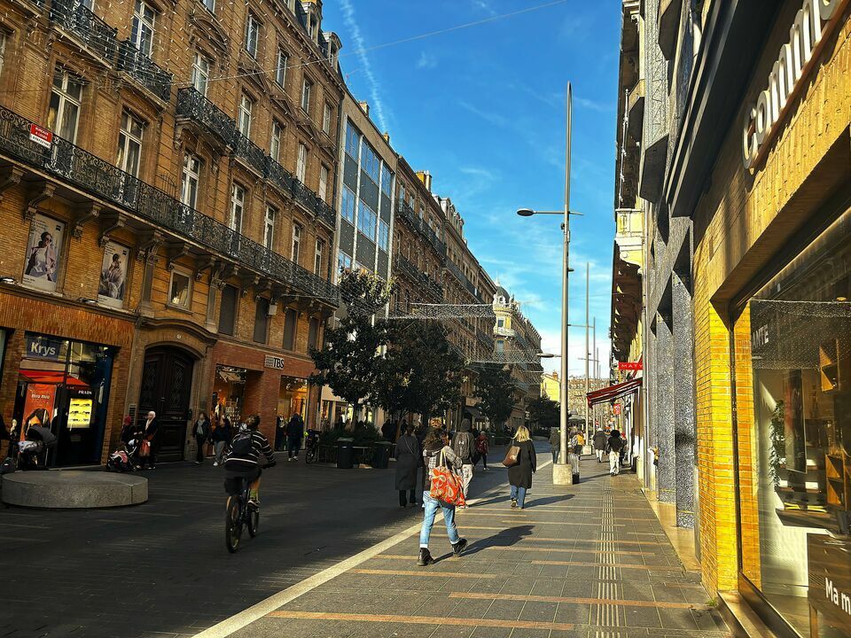 Location local commercial 224 m² non divisibles