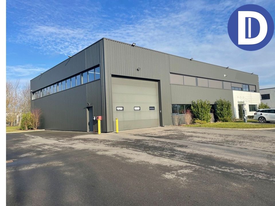 Vente activites 832.00 m² non divisibles