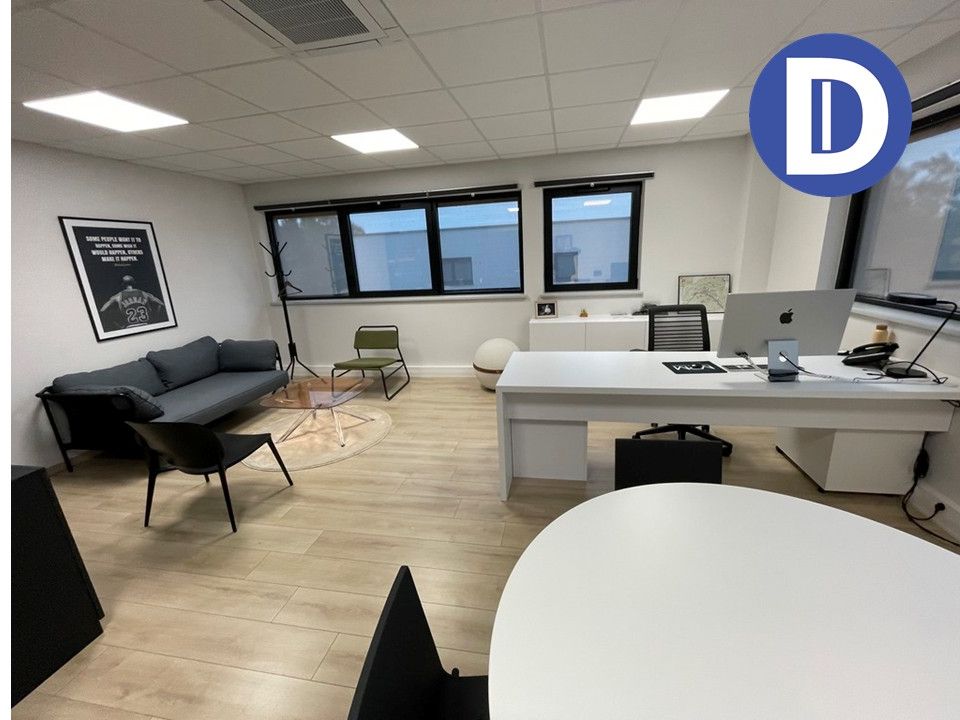 Vente activites 832.00 m² non divisibles