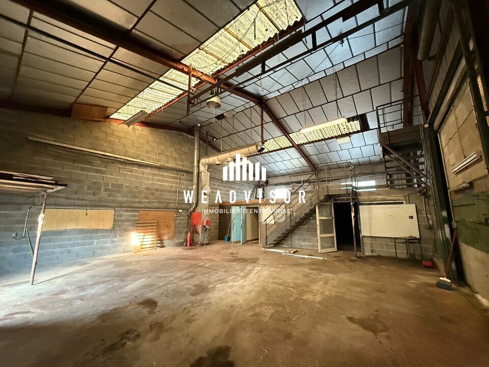 Location entrepot 150 m² non divisibles