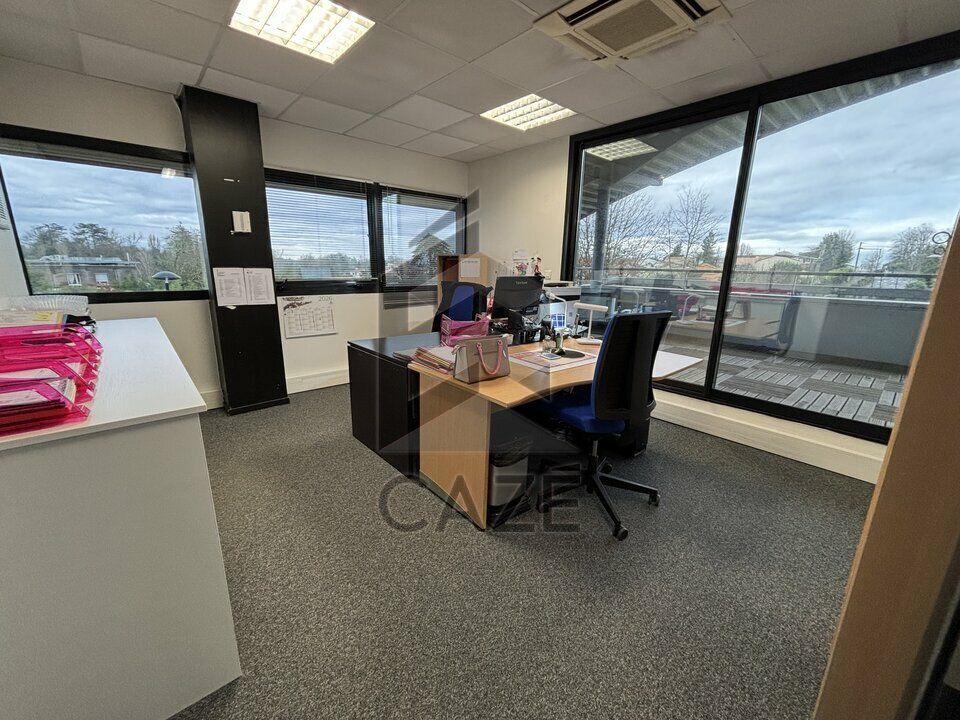 Location bureaux 185 m² non divisibles