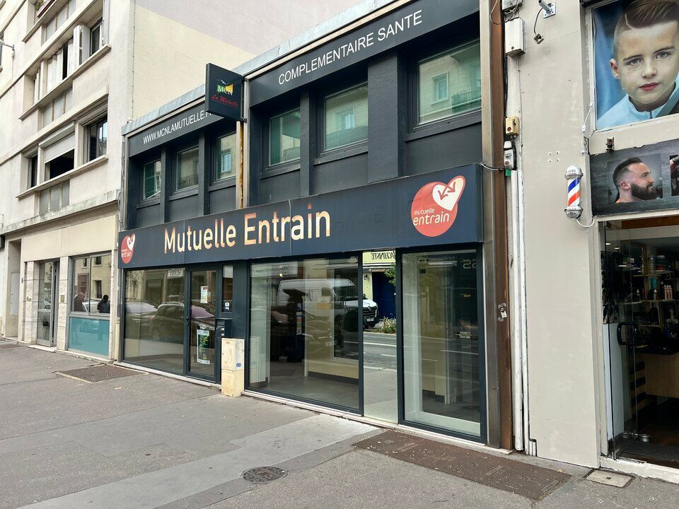 Location local professionnel 250 m² non divisibles