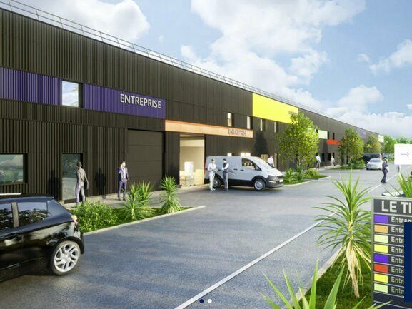 Location local d''activites 2997.8 m² divisibles à partir de 300 m²