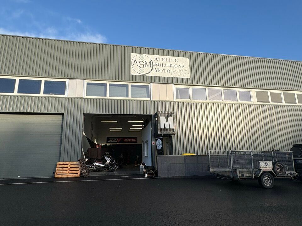 Location local d''activites 222 m² non divisibles