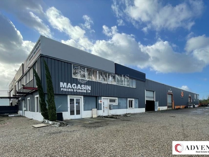 LOCAL D'ACTIVITE A VENDRE - LATRESNE