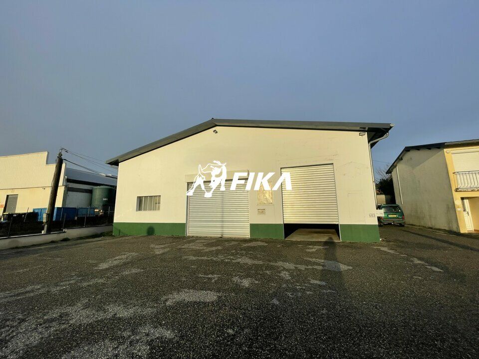 Location local d''activites 315 m² non divisibles