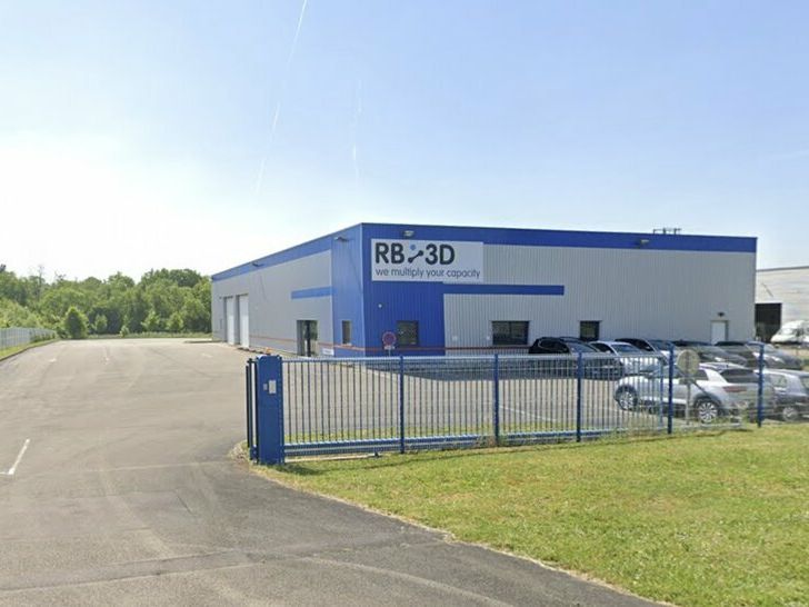 Location local d''activites 982 m² non divisibles