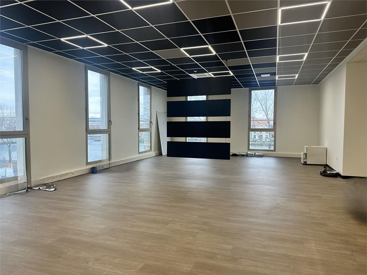 Location bureaux 241.77 m² à LE HAVRE