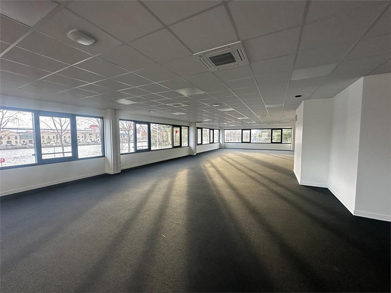 Location bureaux 400.00 m² à LE HAVRE