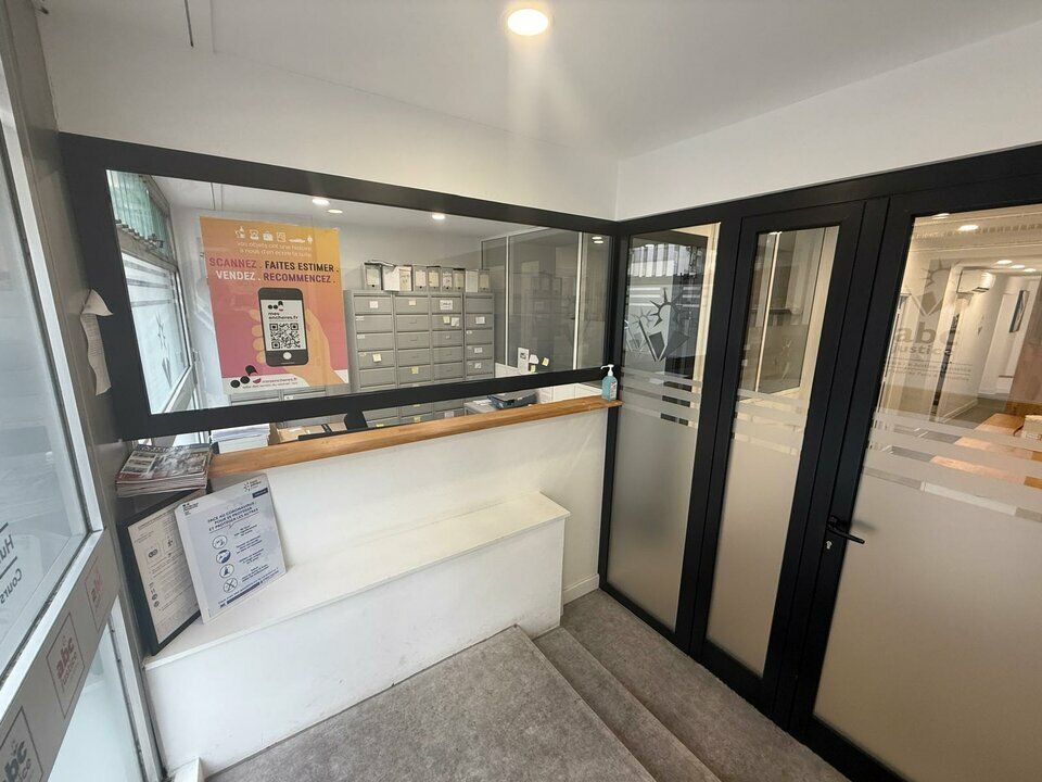 Vente local commercial 238.31 m² non divisibles