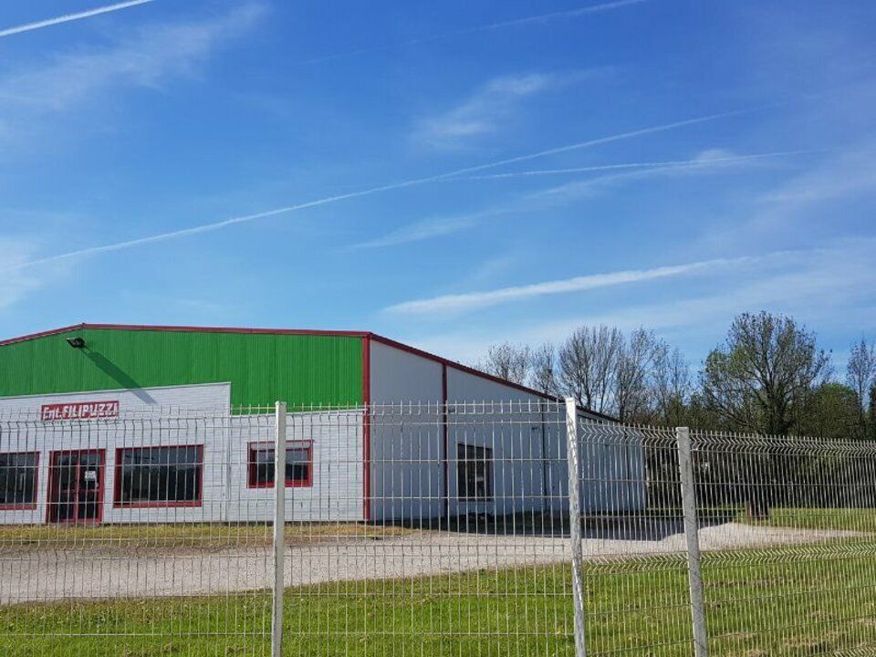 Vente local d''activites 800 m² non divisibles