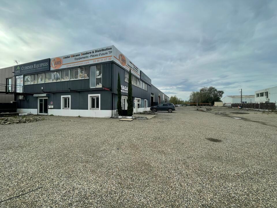 BÂTIMENT D'ACTIVITÉ À VENDRE – LATRESNE (33) – CHEMIN DE BERNICHON