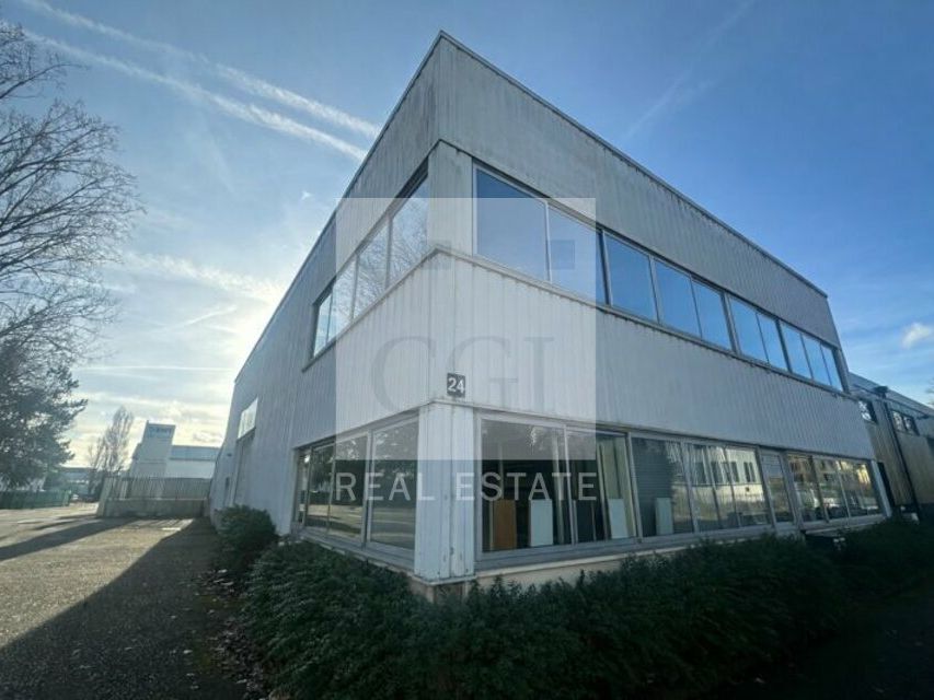 Location bureaux 80 m² non divisibles