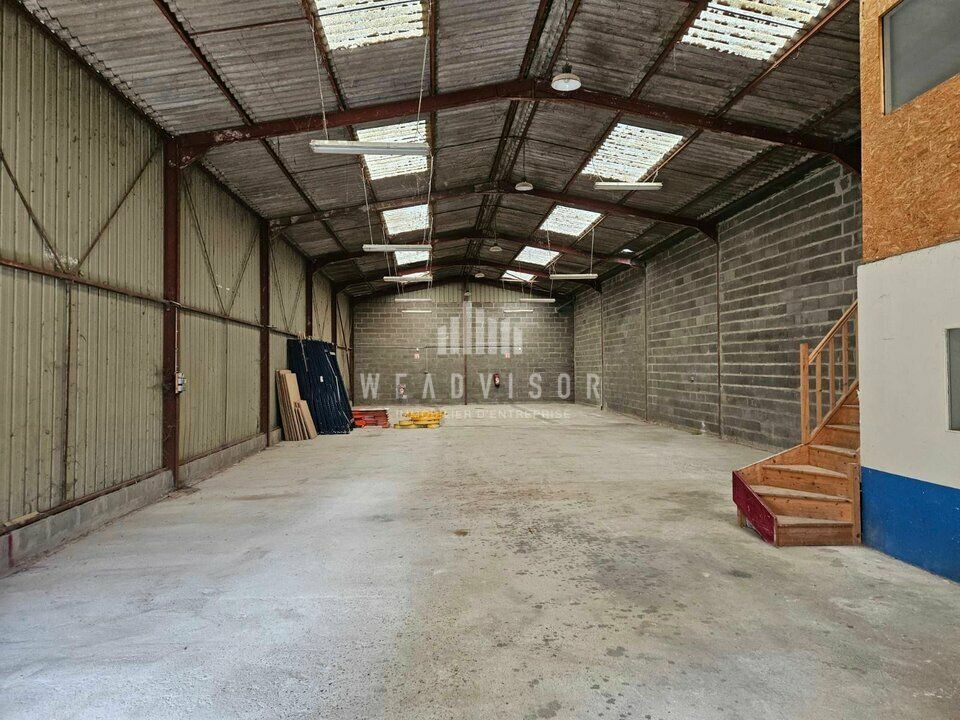 Vente local d''activites 321 m² non divisibles