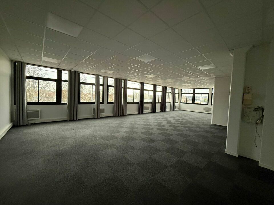 A LOUER / BUREAUX / LE PETIT QUEVILLY