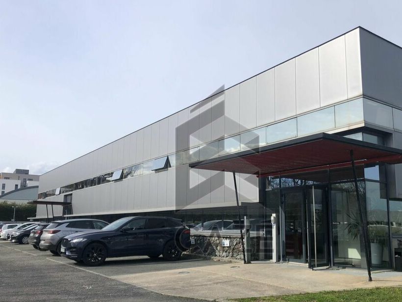 Location bureaux 109 m² non divisibles