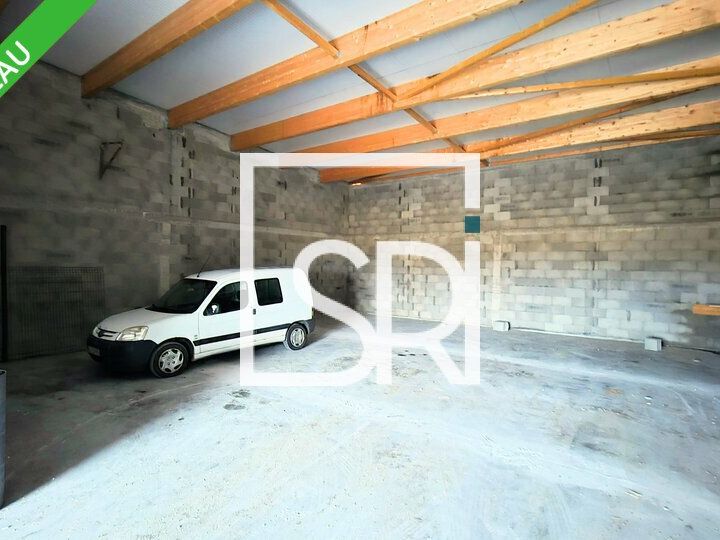 Location entrepot 189 m² non divisibles