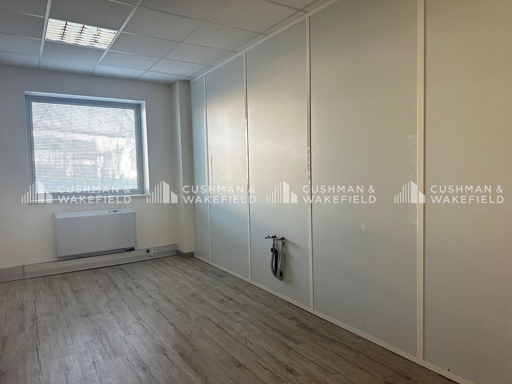 Location bureaux 125 m² non divisibles