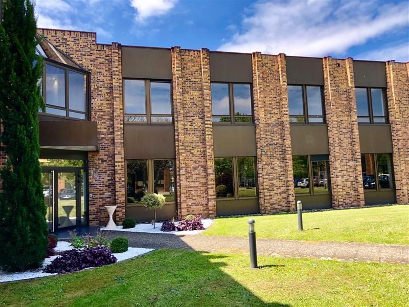 Bureaux à louer en rez-de-chaussée - Parc des Tanneries - Lingolsheim