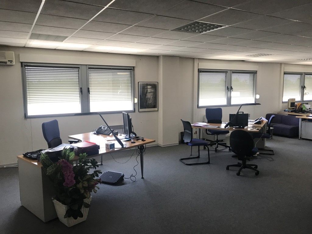 Location bureaux 260 m² non divisibles