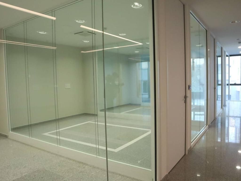 Location bureaux 20 m² divisibles à partir de 12 m²