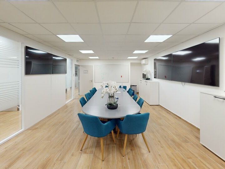 Location bureaux 237 m² non divisibles