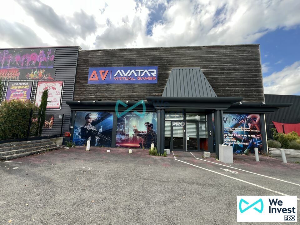 Location local commercial 975 m² non divisibles