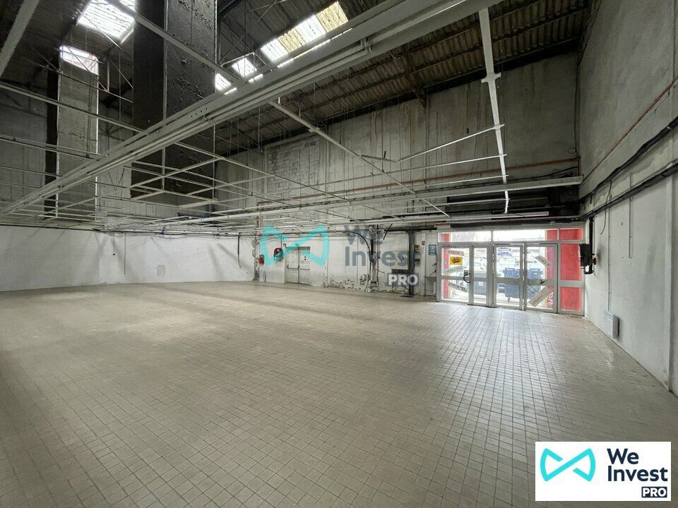 Location local commercial 608 m² non divisibles