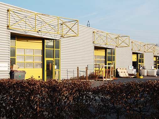 Location activité/entrepôt - 576 m²