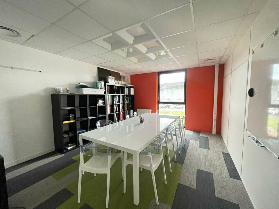 A louer hérouville saint clair 210 m²