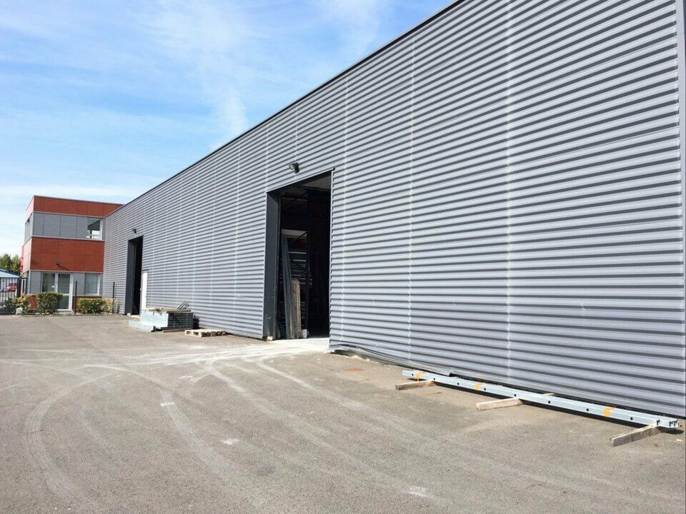 Location local d''activites 531 m² non divisibles