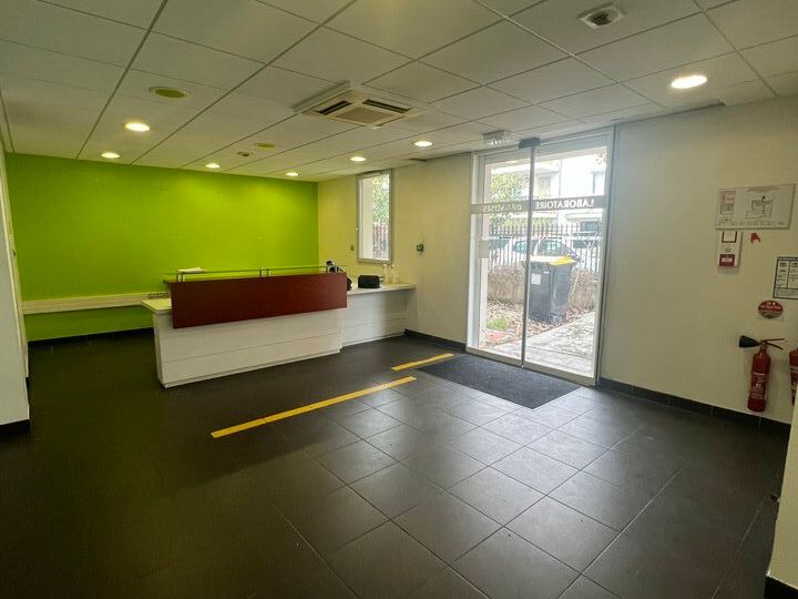 Location bureaux 184 m² non divisibles