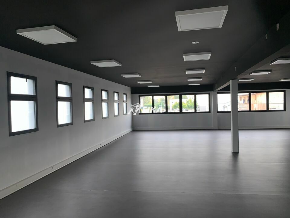 Location bureaux 279.64 m² divisibles à partir de 138 m²