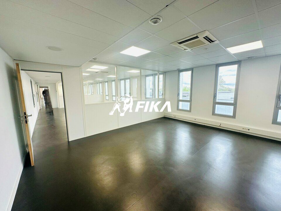 Location bureaux 176 m² non divisibles