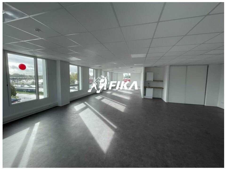 Vente bureaux 243 m² divisibles à partir de 80 m²