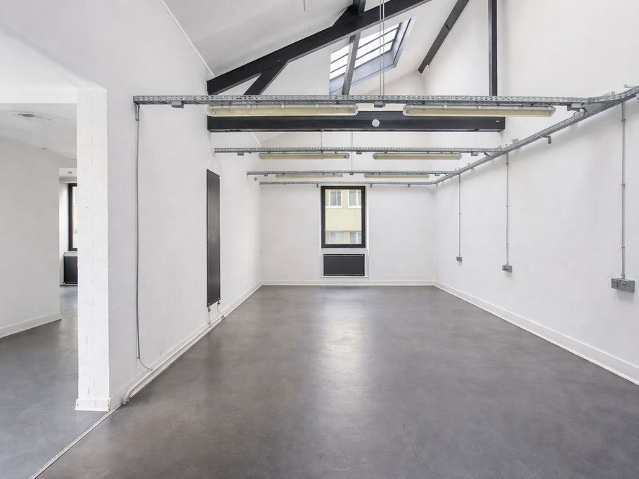 Vente bureaux 397 m² non divisibles