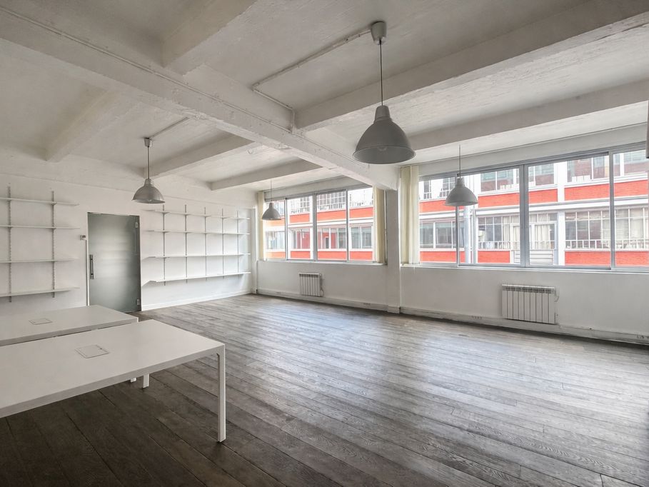 Location bureaux 98 m² non divisibles