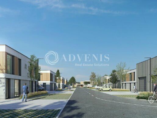 Location local d''activites 1002 m² divisibles à partir de 233 m²