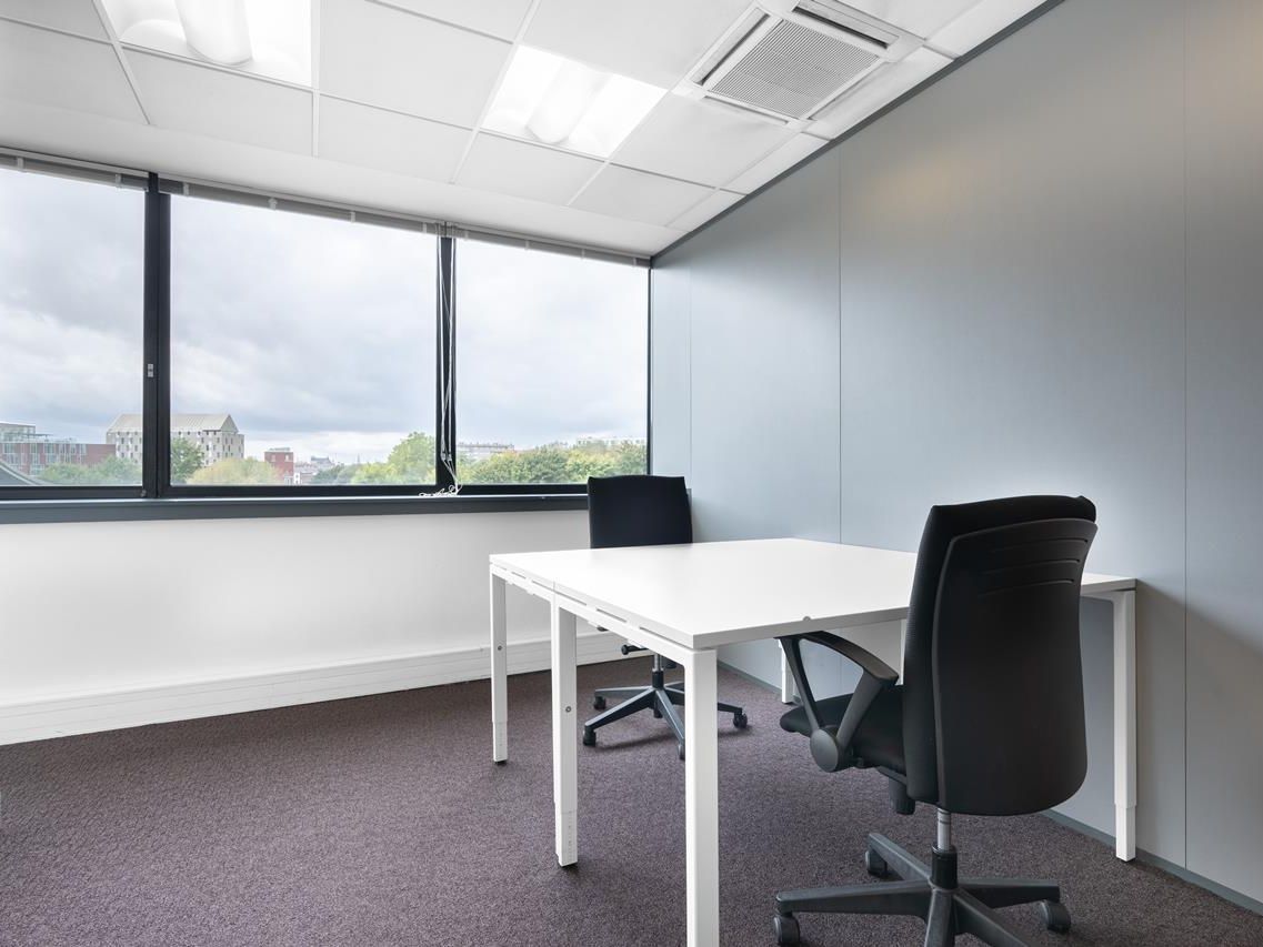 Regus_LILLE EUROPE_787_Lille, France_SmallOffice