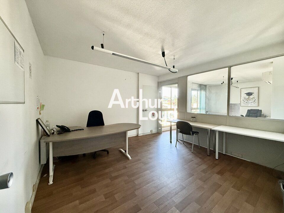 Location bureaux 43 m² - Le cannet