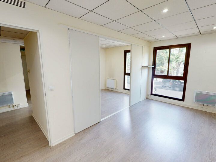 Location bureaux 50 m² non divisibles